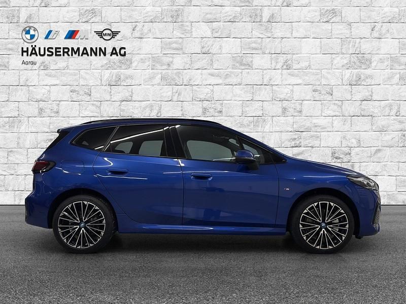 Gebraucht BMW 230 M Sport 326 PS (239 kW) 2024 Blau Van / Kleinbus