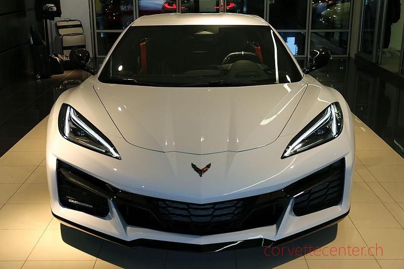 Gebraucht Chevrolet Corvette 646 PS (475 kW) 2024 Grau Coupé