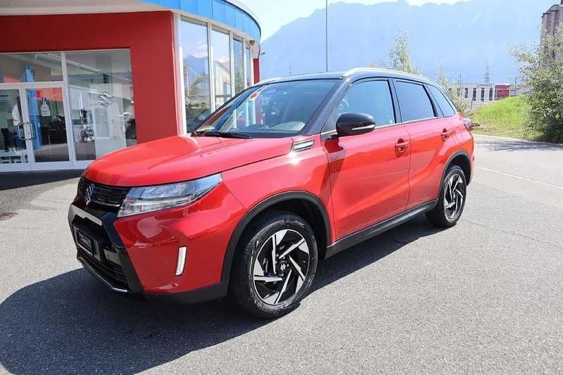 Neu Suzuki Vitara 110 PS (80 kW) 2025 Rot SUV