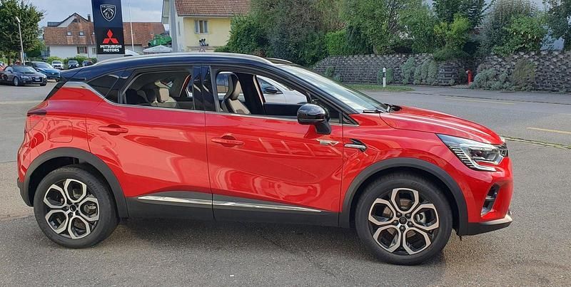 Gebraucht Mitsubishi ASX Intense 92 PS (67 kW) 2024 Rot SUV