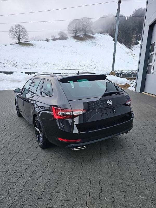 Gebraucht Skoda Superb SportlinePlus 272 PS (200 kW) 2018 Kombi
