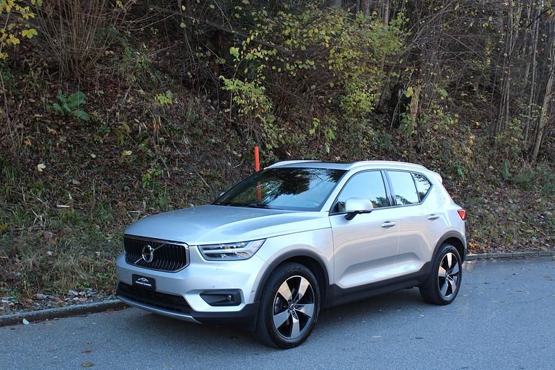 Gebraucht 2018 Volvo XC40 Momentum SUV | CHF 24’900 (Fairer Preis) - Bild 1/4