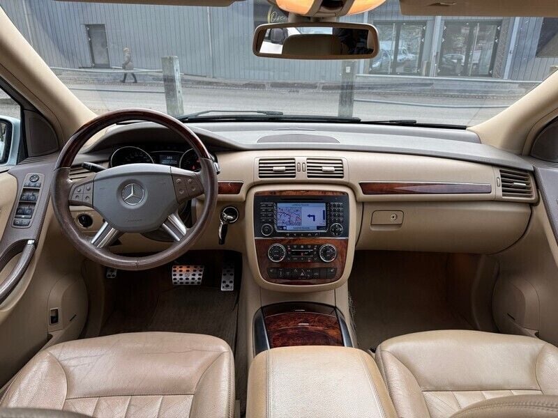 Gebraucht Mercedes R500 306 PS (225 kW) 2006 Van / Kleinbus