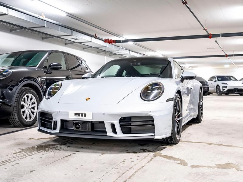 Neu 2025 Porsche 911 Carrera 4S Coupé | CHF 193’900 (Etwas zu teuer) - Bild 1/4