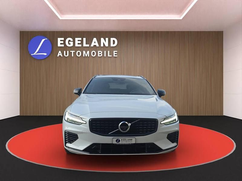 Gebraucht Volvo V60 R-Design 392 PS (288 kW) 2021 Kombi