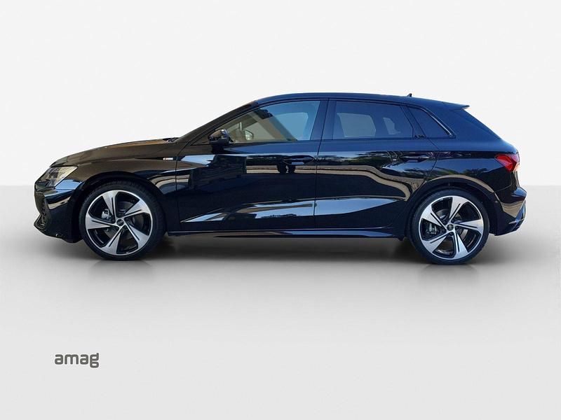 Gebraucht Audi A3 Attraction 150 PS (110 kW) 2025 Mythosschwarz metallic Limousine