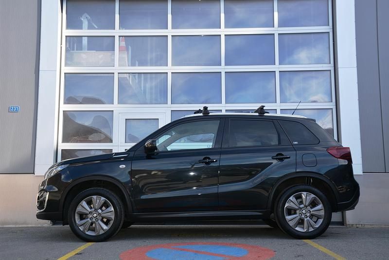 Gebraucht Suzuki Vitara 129 PS (94 kW) 2022 SUV