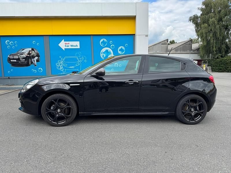 Gebraucht Alfa Romeo Giulietta 120 PS (88 kW) 2019 Kleinwagen