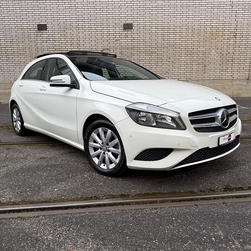Gebraucht Mercedes A200 Urban 156 PS (114 kW) 2015