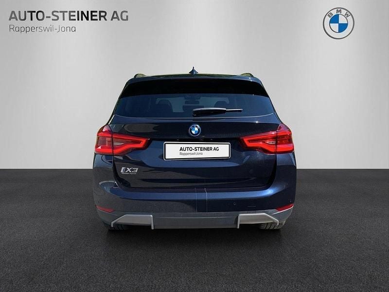 Gebraucht BMW iX3 Impressive 210 kW (286 PS) 2022 Schwarz SUV