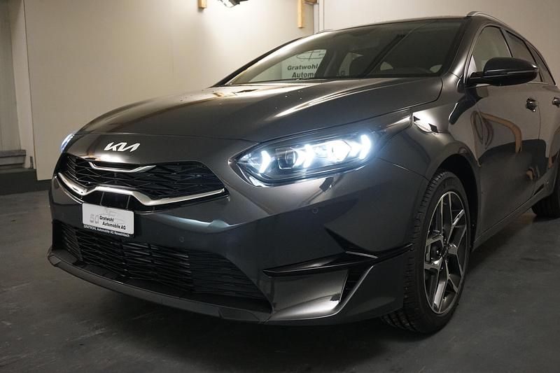 Neu Kia Ceed Sportswagon 140 PS (102 kW) 2025 Kombi