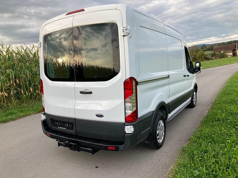 Gebraucht Ford Transit Ambiente 105 PS (77 kW) 2017 Van