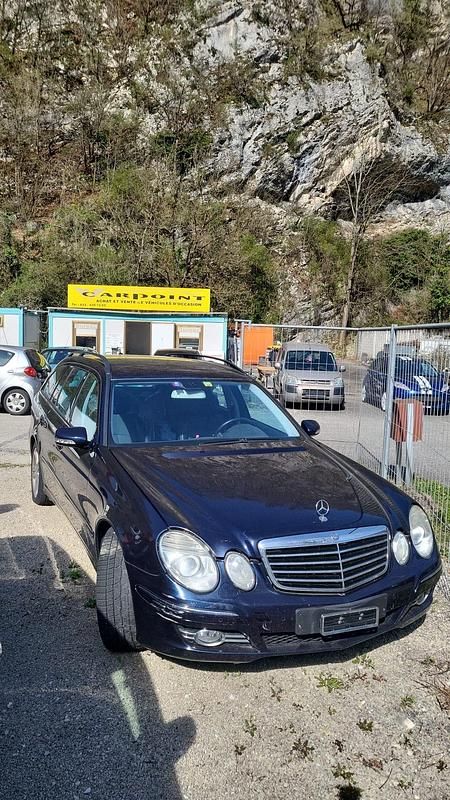Gebraucht Mercedes E220 Avantgarde 170 PS (125 kW) 2009