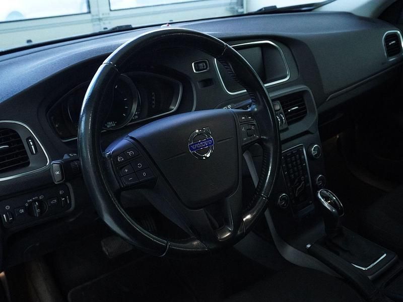 Gebraucht Volvo V40 Kinetic 115 PS (84 kW) 2014