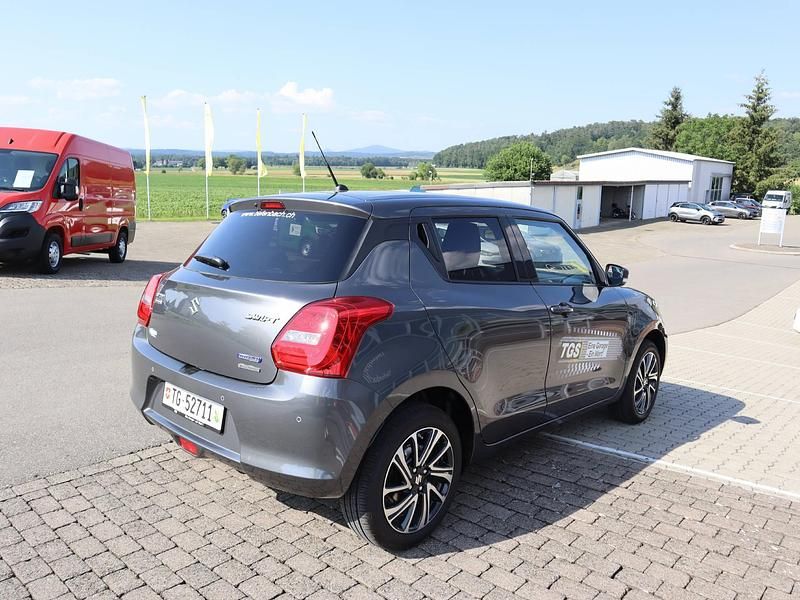 Gebraucht Suzuki Swift 83 PS (61 kW) 2024 Grau Kleinwagen