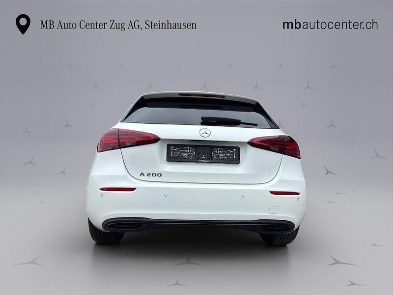 Gebraucht Mercedes A200 Night 177 PS (130 kW) 2024 Weiss Limousine