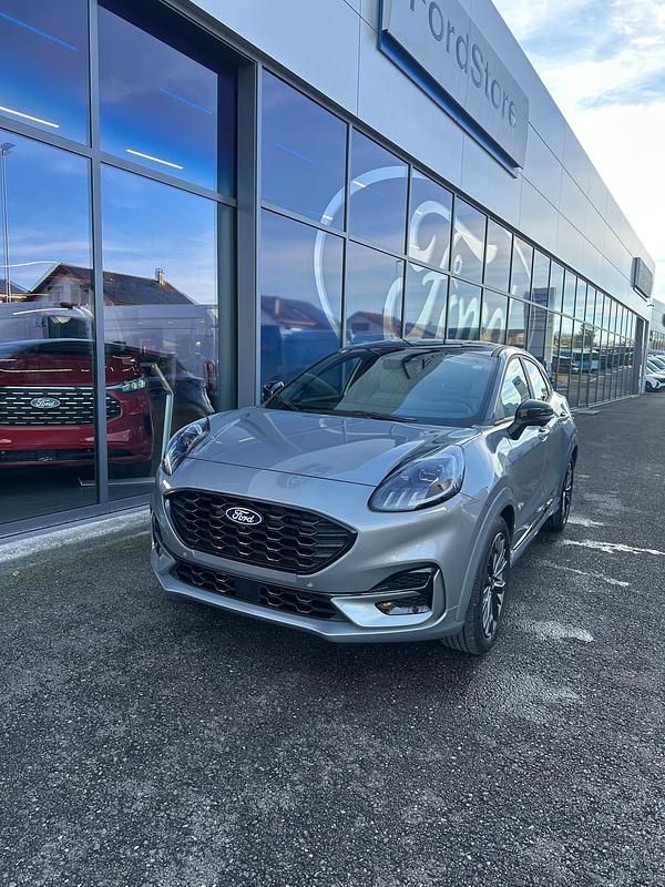 Neu Ford Puma 125 PS (91 kW) 2025 Silber SUV