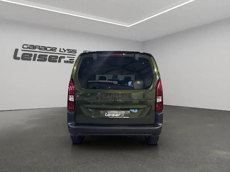 Neu Peugeot Rifter Allure 131 PS (96 kW) 2025 Van / Kleinbus