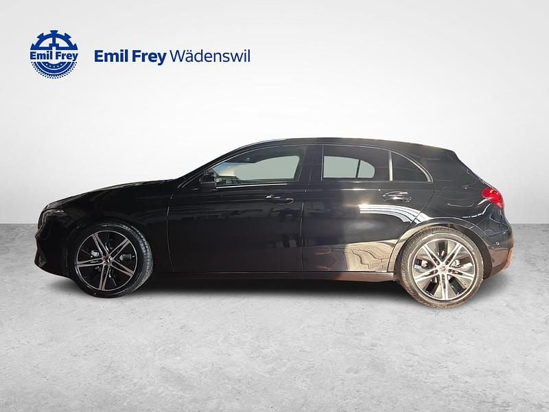 Gebraucht Mercedes A200 Night 177 PS (130 kW) 2025 Schwarz Limousine