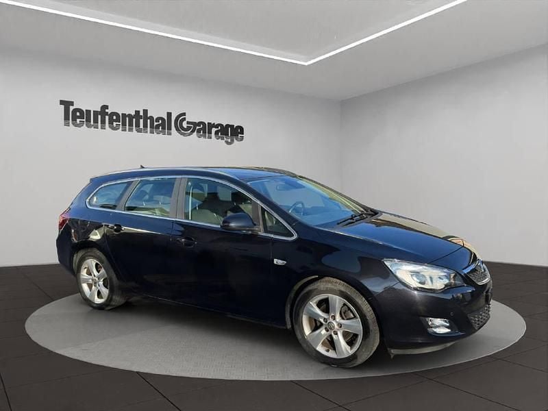 Gebraucht Opel Astra Sport 180 PS (132 kW) 2011 Kombi