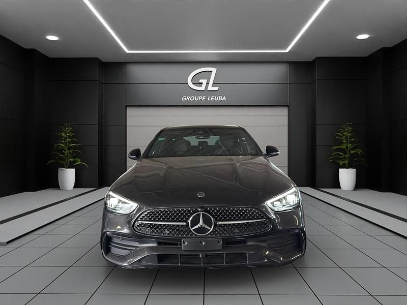 Neu Mercedes C300e 313 PS (230 kW) 2025 Grau Limousine
