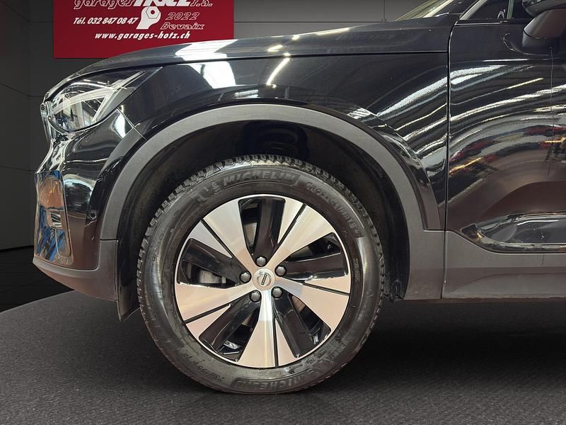Gebraucht Volvo XC40 Plus 163 PS (119 kW) 2024 Schwarz SUV