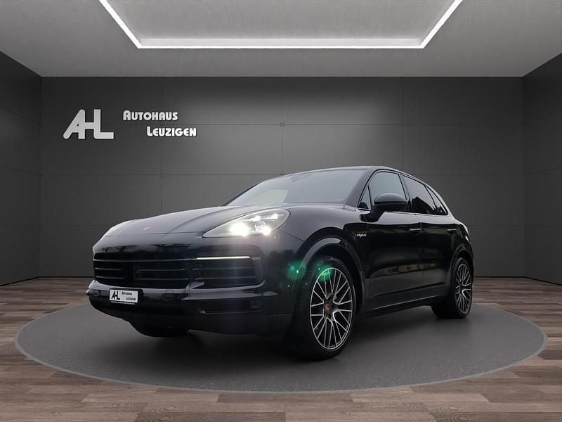 Schwarz Gebraucht 2021 Porsche Cayenne SUV | CHF 49’900 - Bild 1/4