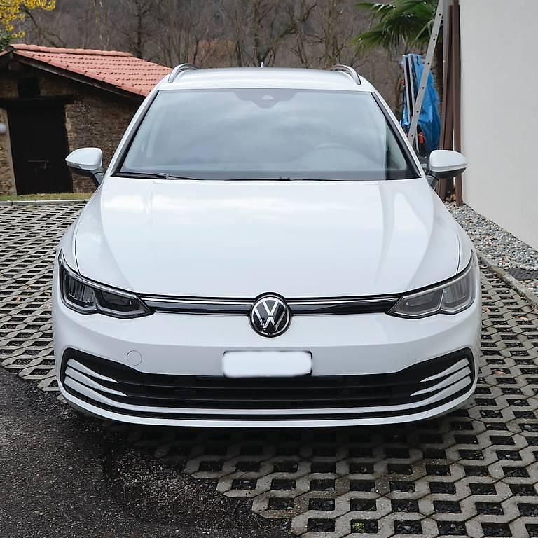 Gebraucht VW Golf VIII 110 PS (80 kW) 2022 Kombi