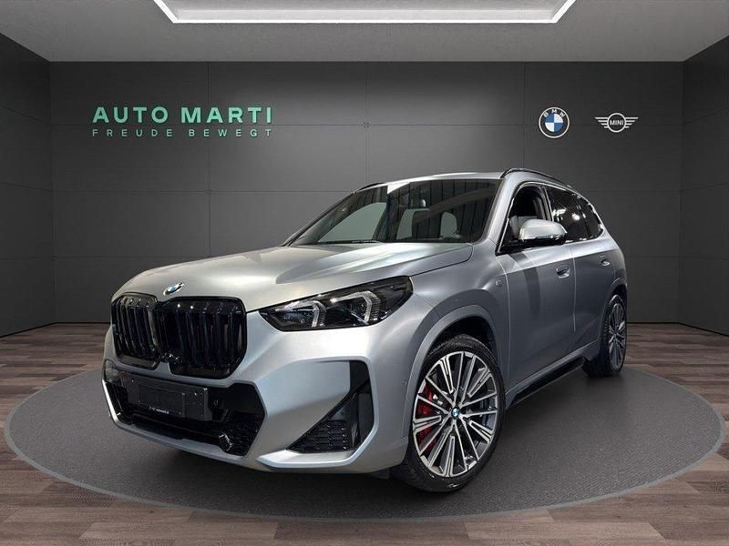 Grau metallic mét. Gebraucht 2025 BMW X1 Shadowline SUV | CHF 69’800 - Bild 1/4