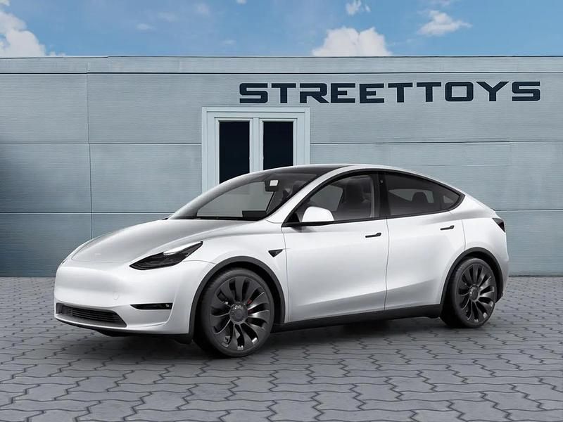 Weiss Gebraucht 2025 Tesla Model Y Performance SUV | CHF 30’900 - Bild 1/4
