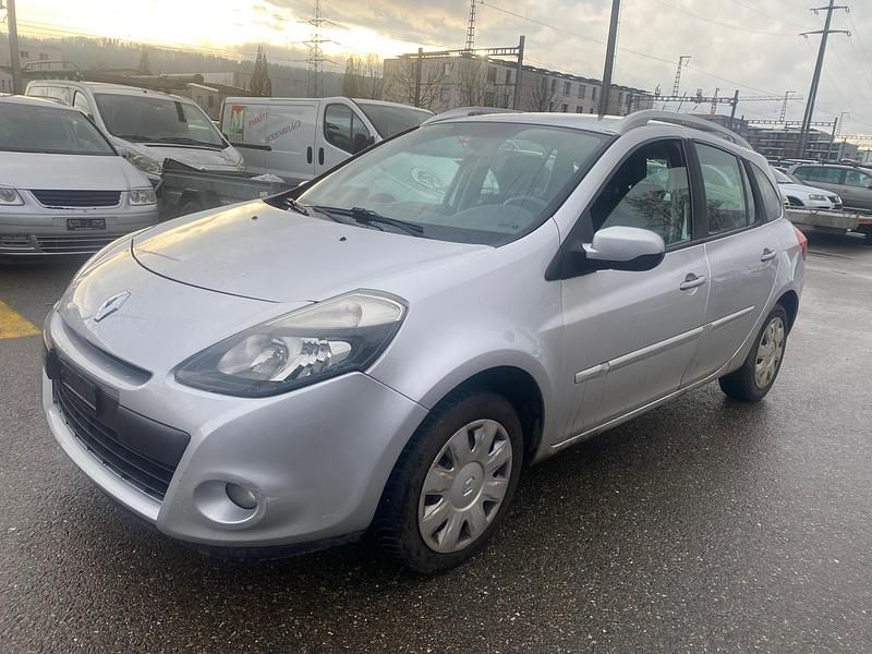 Gebraucht Renault Clio II Dynamique 101 PS (74 kW) 2010