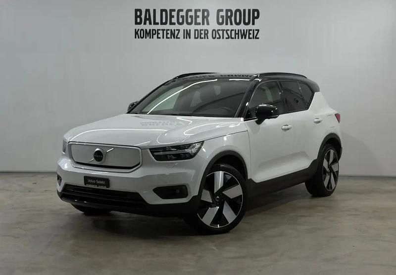 Weiss Gebraucht 2025 Volvo XC40 R-Design SUV | CHF 23’900 (Superpreis) - Bild 1/4