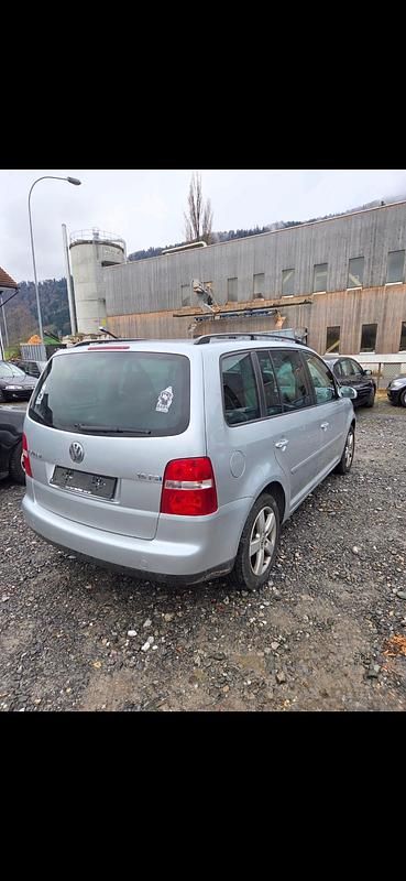 Gebraucht VW Touran Highline 115 PS (84 kW) 2003 Van / Kleinbus