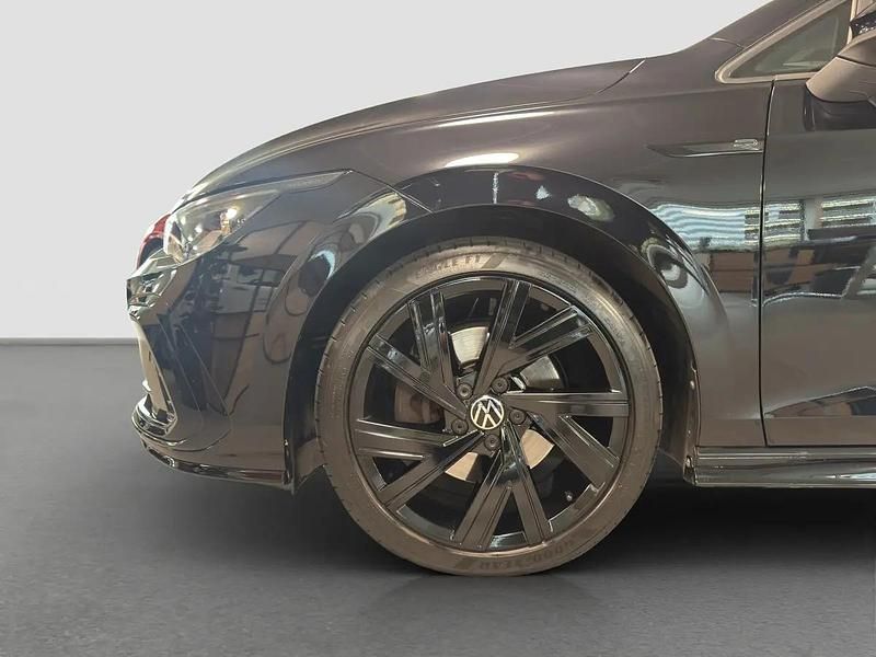 Gebraucht VW Golf VIII R-line 191 PS (140 kW) 2026 Schwarz Kombi
