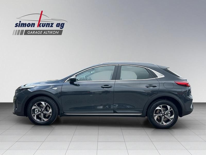 Neu Kia XCeed Gold 150 PS (110 kW) 2025 Grau SUV