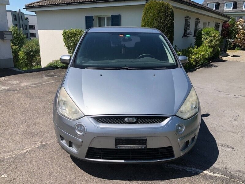 Gebraucht 2010 Ford S-MAX Titanium Van / Kleinbus | CHF 1’300 (Guter Preis) - Bild 1/4
