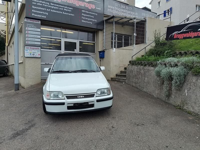 Gebraucht 1991 Opel Kadett Cabrio | CHF 3’950 - Bild 1/4