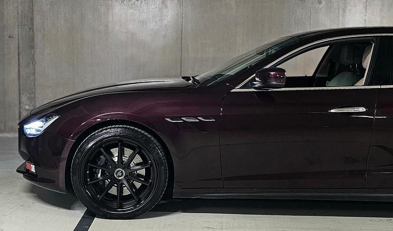 Gebraucht Maserati Ghibli 411 PS (302 kW) 2014 Limousine