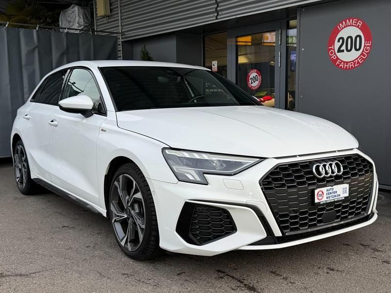Gebraucht Audi A3 Sportback e-tron S-Line 150 PS (110 kW) 2022 Kleinwagen