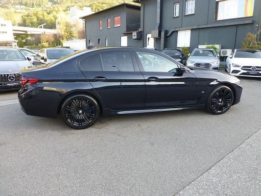 Schwarz Gebraucht 2021 BMW 530e M Sport Limousine | CHF 46’900 - Bild 1/4