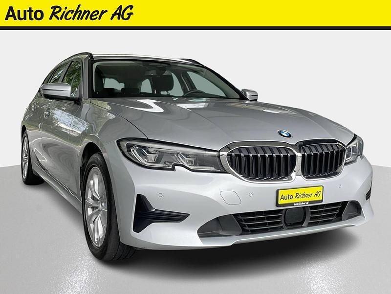 Silber Gebraucht 2021 BMW 320e Advantage Kombi | CHF 22’800 (Fairer Preis) - Bild 1/4