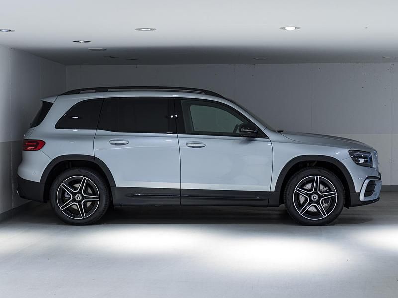Gebraucht Mercedes GLB250 234 PS (172 kW) 2025 SUV