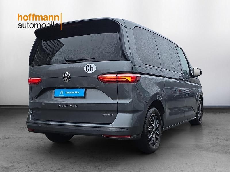 Gebraucht VW Multivan 218 PS (160 kW) 2022 Grau Van