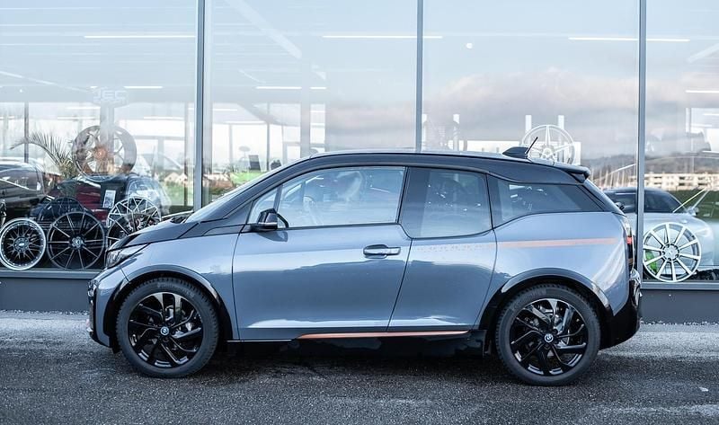 Gebraucht 2022 BMW i3 | CHF 21’950 (Fairer Preis) - Bild 1/4