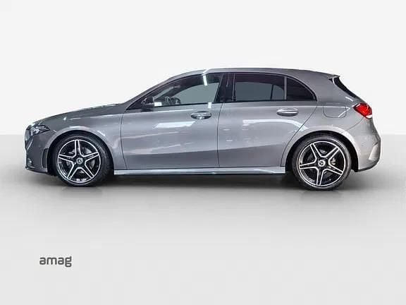 Gebraucht Mercedes A180 AMG line 136 PS (100 kW) 2021 Gris Limousine