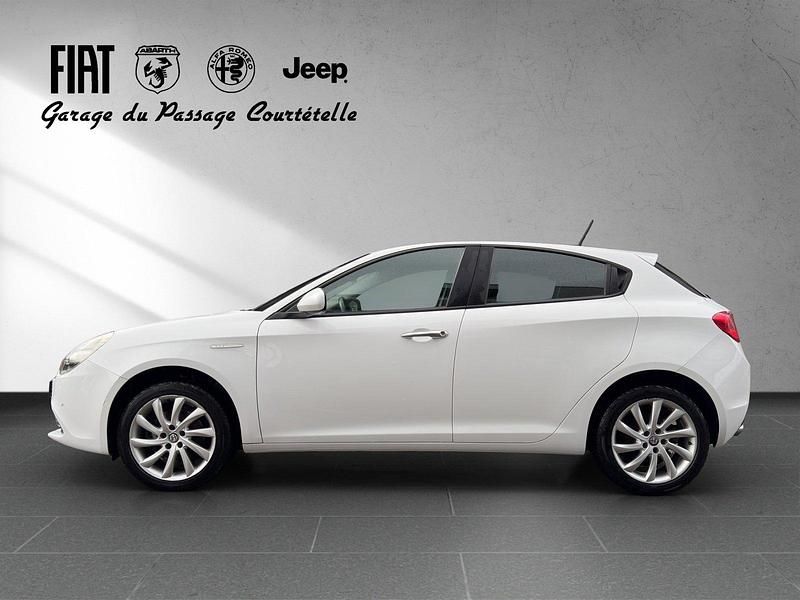 Gebraucht Alfa Romeo Giulietta 150 PS (110 kW) 2018 Kleinwagen