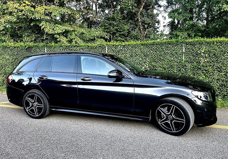 Gebraucht 2021 Mercedes C220 AMG | CHF 34’990 (Guter Preis) - Bild 1/4