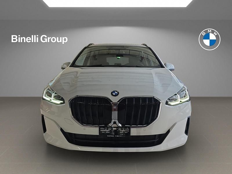 Gebraucht BMW 218 Active Tourer 150 PS (110 kW) 2025 Van / Kleinbus