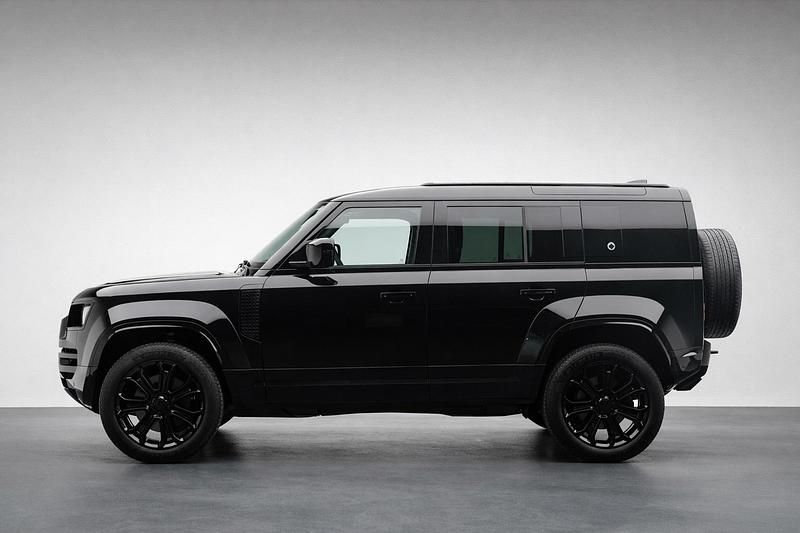 Neu Land Rover Defender 635 PS (467 kW) 2026 Schwarz SUV