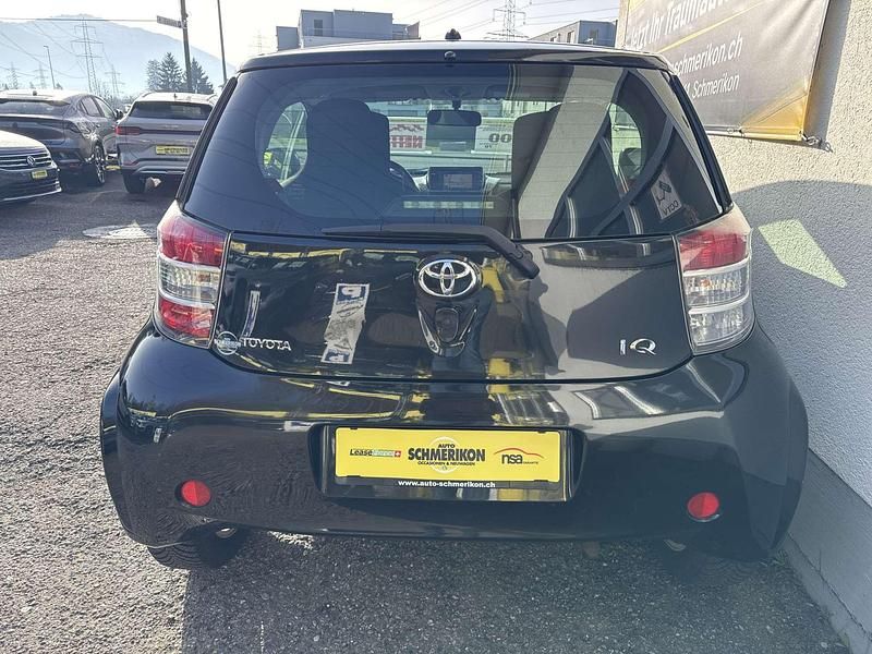 Gebraucht Toyota iQ Sol 68 PS (50 kW) 2012 Kleinwagen